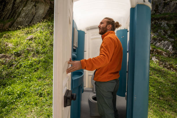 Best Luxury portable toilet rental  in Bunnell, FL
